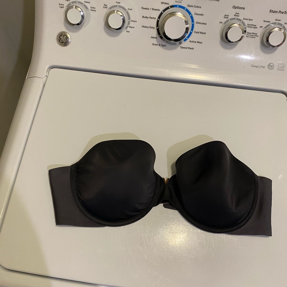 Victoria’s Secret body by victoria bra